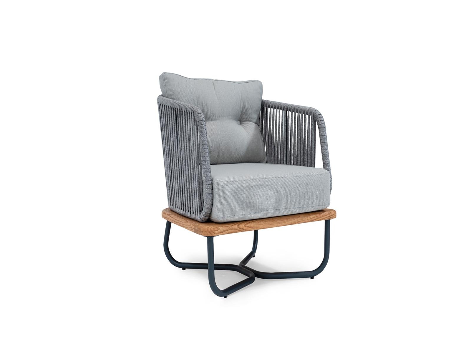 MYHTRA-LOUNGE-CHAIR-1